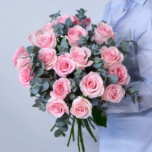 Bunch of pink roses