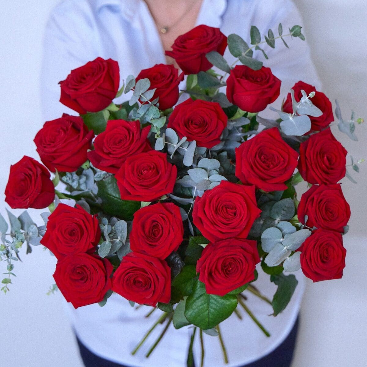 Bunch of Red Roses - Image 4