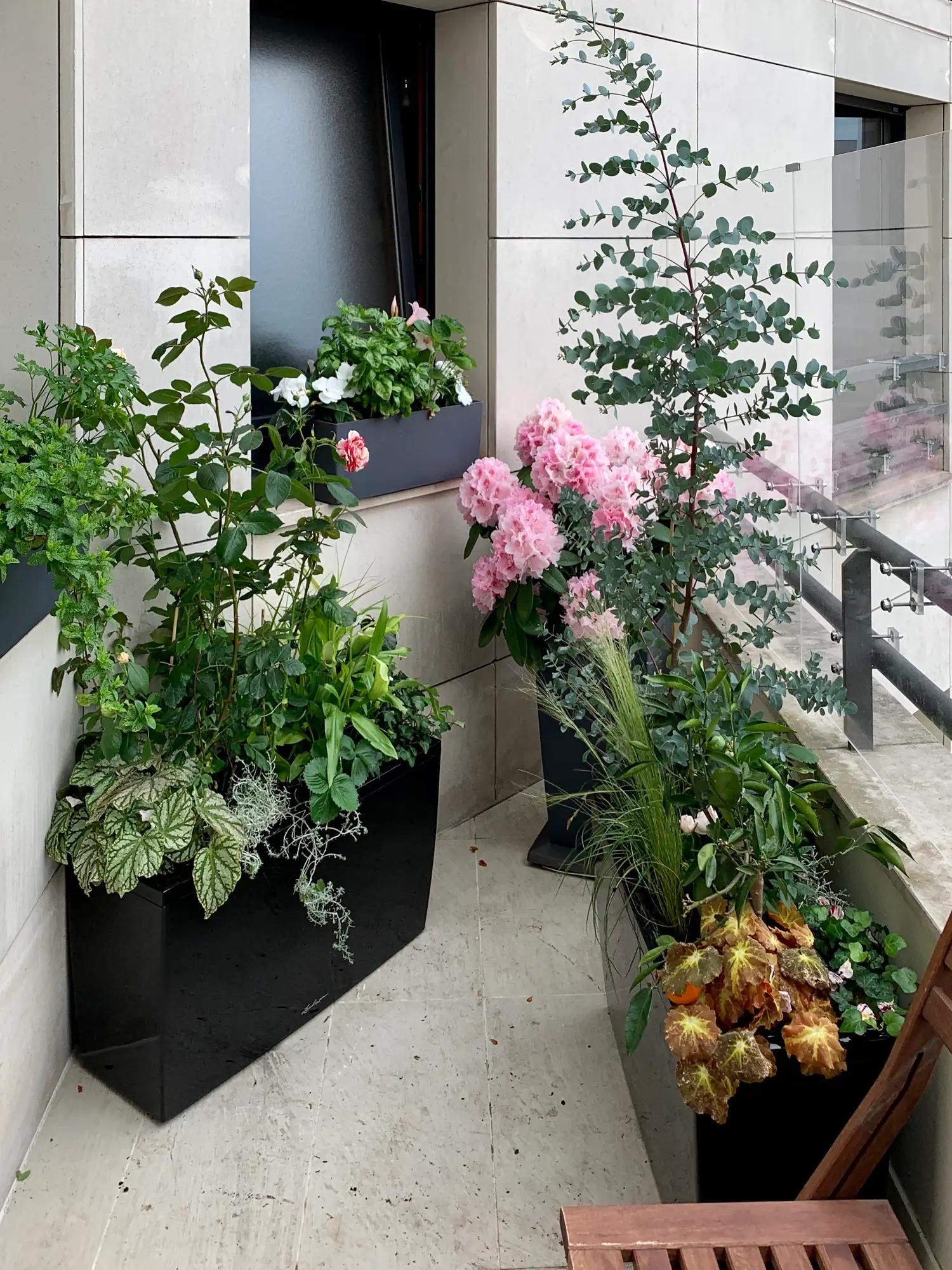 Décoration-balcon-terasse-entreprise-neuilly-sur-seine