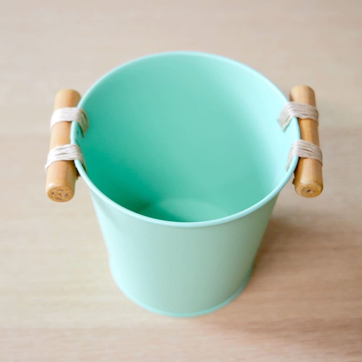 Zinc pot Woody Green - Image 4